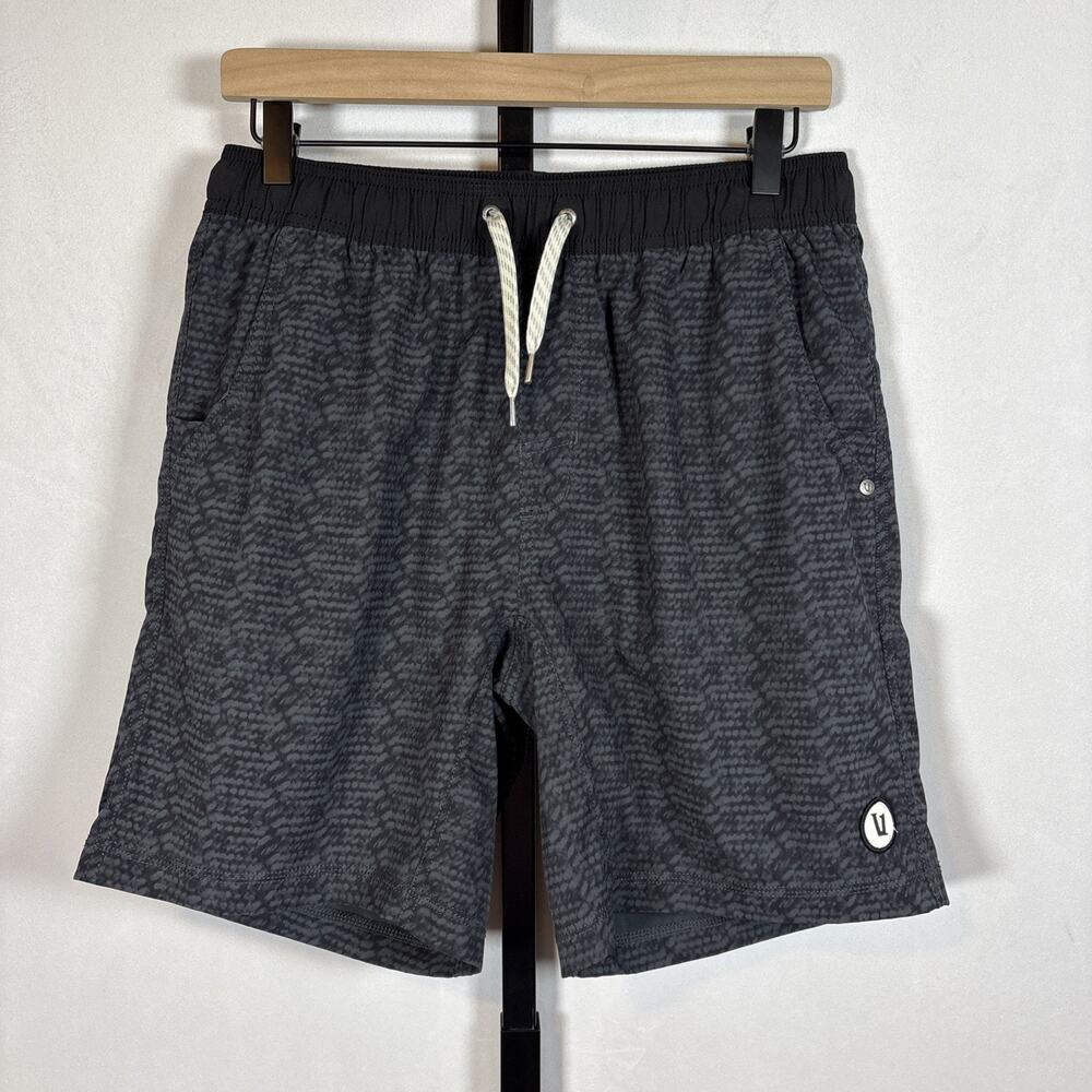 Vuori Men's Kore Shorts Size Small Gray Basketweave 7" Athletic (Cut Out Liner)